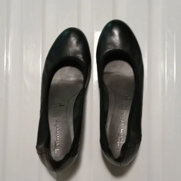 Aris Black Leather Loafers Minimalist Slip-On Flats - Picture 1 of 7